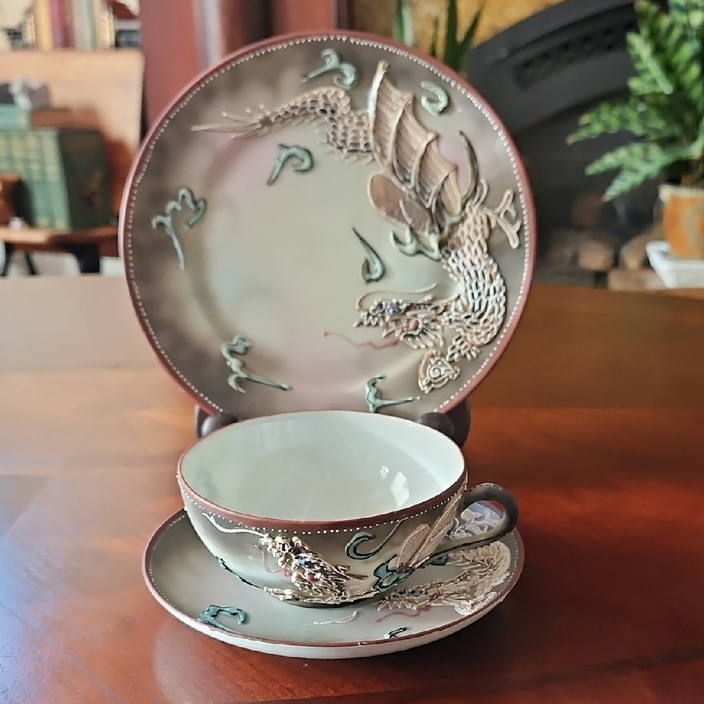 Japanese Moriage Dragonware Tea Cup, Saucer & Dessert Plate (Set 3 of 6)
